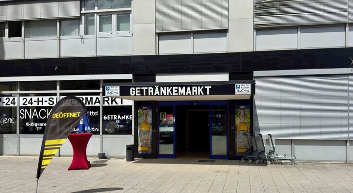 Peters Getränkemarkt Bayreuth Eingang