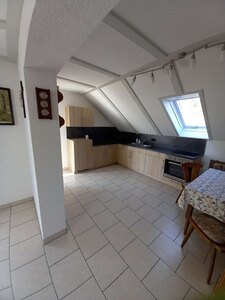 Die Küche in der Ferienwohnung II im Dachgeschoss
