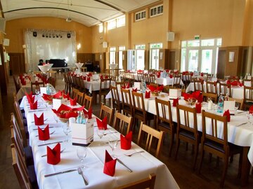 Saal für Ihre Familienfeier, etc. im Gutmann Ihrem Restaurant und Biergarten am Dutzendteich in Nürnberg