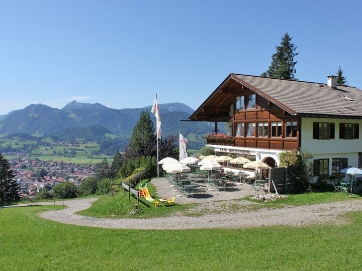 Herzlich willkommen im Cafe Breitenberg bei Oberstdorf im Allgäu - im Sommer!