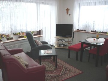Wohnzimmer in unserer Ferienwohnung in Fichtelberg