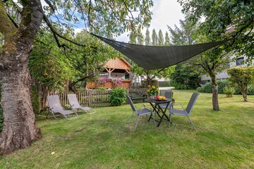 Ein schattiger Sitzplatz im Garten