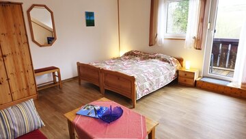 Bad Steben Ferienwohnung Heger, Zum Seifengrund, Wohn-/Schlafzimmer