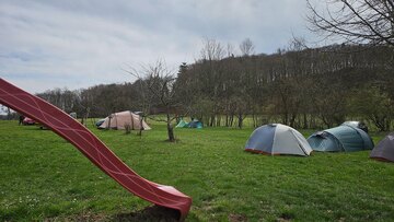 Campingplatz im Obstgarten