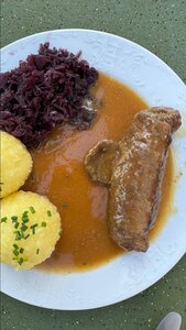 Leckere und preiswerte Hausmacher-Roulade