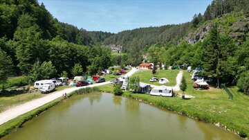 Unser Campingplatz Bärenschlucht Pütlachtal bei Pottenstein