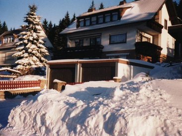 Unser Haus im Winter.