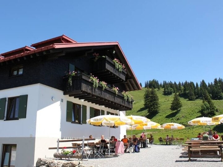 Herzlich Willkommen im Berggasthof Falkenhütte in Oberstaufen im Oberallgäu